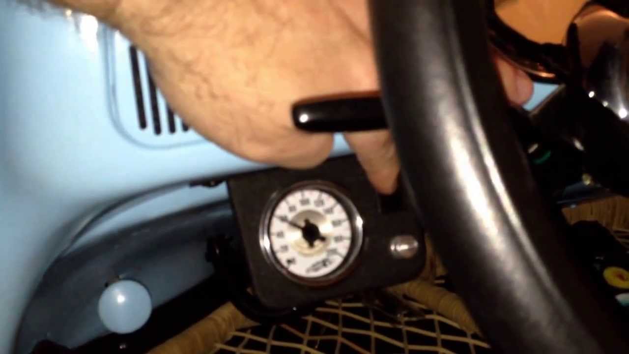 '67 Volkswagen Bug with Monroe MA793 air shocks and an Airlift #25804 controller kit