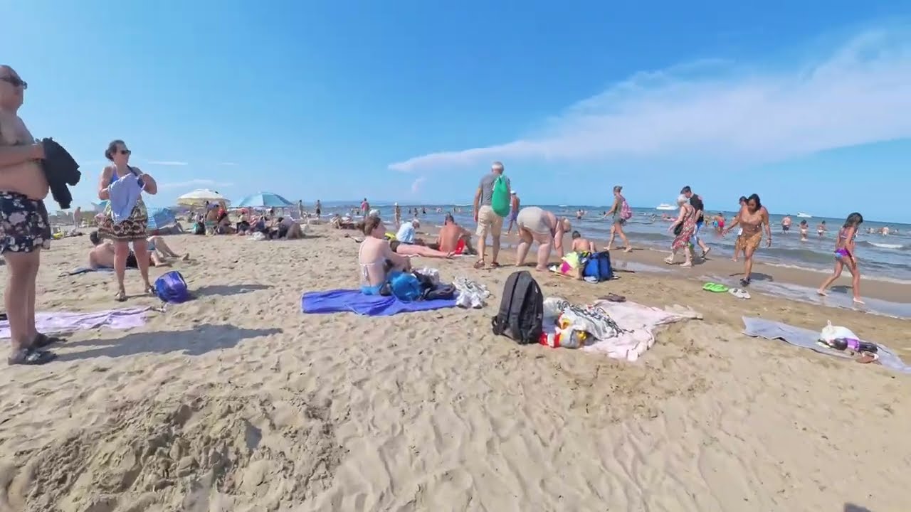 🎥 Beach Serenity: 4K Coastal Walk 🌅 | Valencia Beach Vibes | Beach Paradise