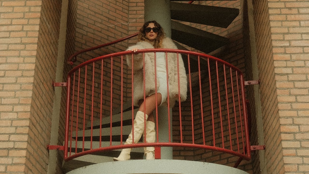 Ceren G&uuml;ndoğdu - Rehin