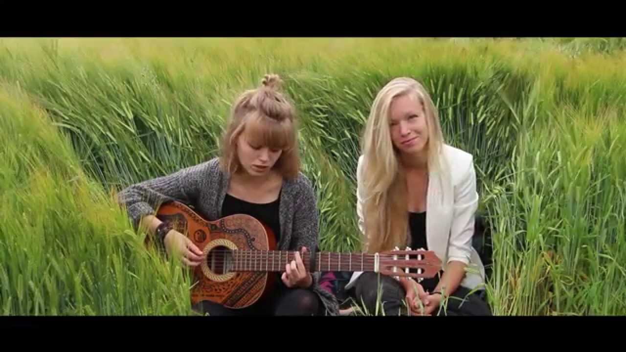 Anouk & Yora - 'Like a bird'