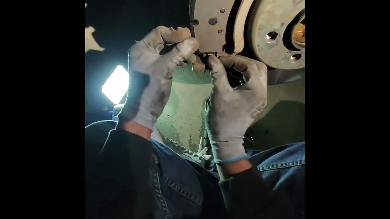 2019 BMW  x3 brake change 