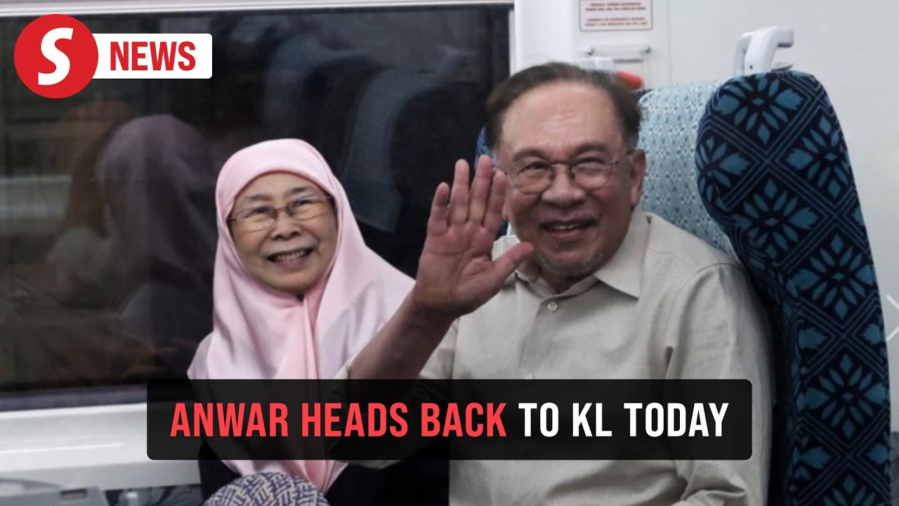 Anwar finishes family trip to Johor, heads back to KL on ETS3