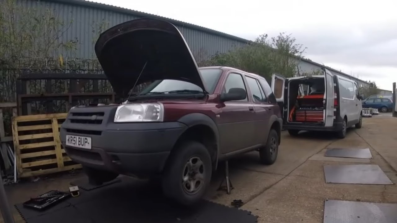 2002 LAND ROVER FREELANDER 2.0L Diesel Clutch Replacement.