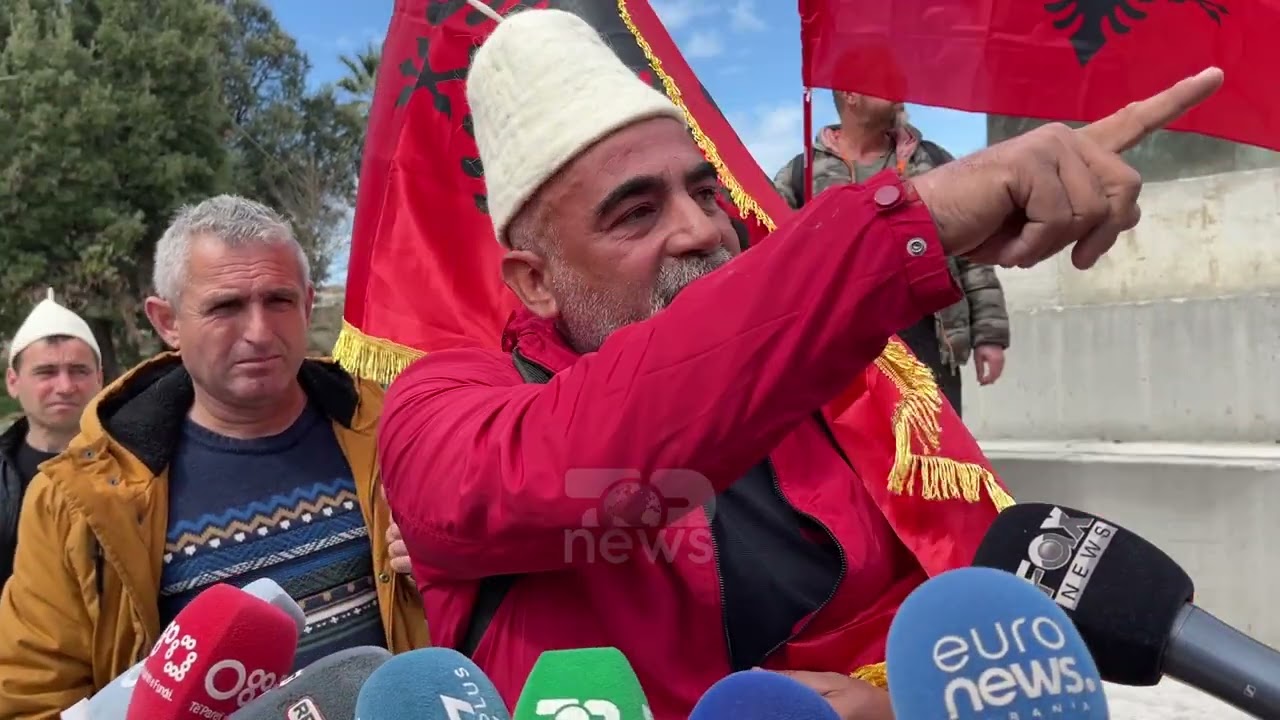 Top News - ‘Kryeministri na mashtroi’, protestë kundër projektit të ‘Sheshit të Flamurit’ në Vlorë