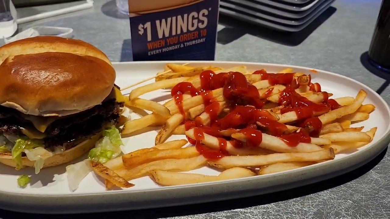 LC & Emmanuel Birthday At Dave & Buster’s