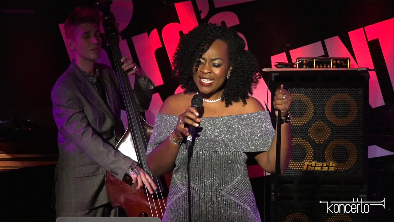 Quiana Lynell - Do I Move You - Live at Bird's Basement