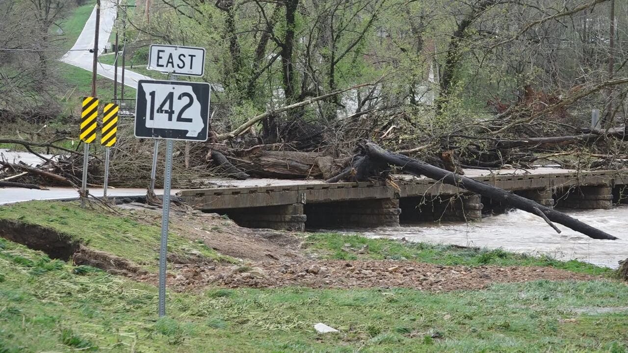 Crews warn about flooding debris blocking storm drains
