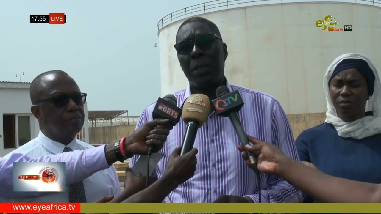 PETROLEUM MINISTER ON FAMILIARIZATION TOUR TO STORAGE FACILITIES