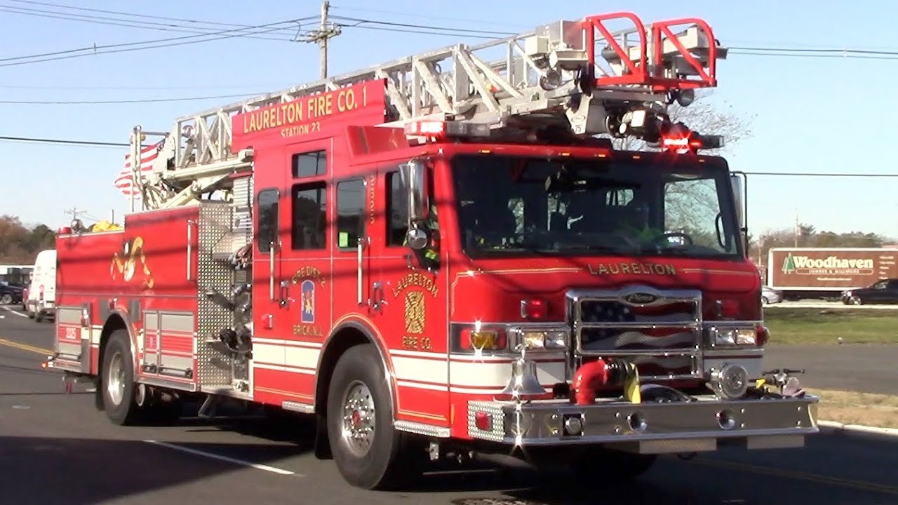 Brick Laurelton Fire Company Quint 2325 And Unmarked Police Car Responding 11-21-22