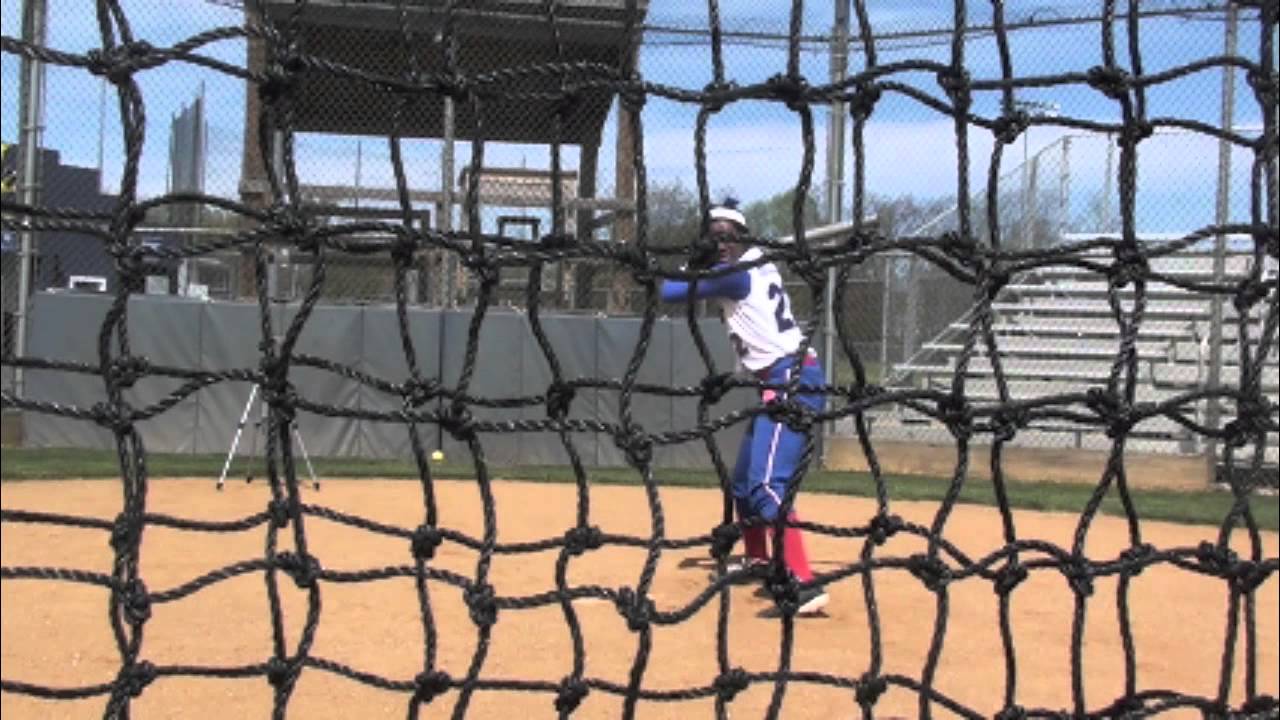 Tia Mitchell - Hitting - Right - www.playinschool.com