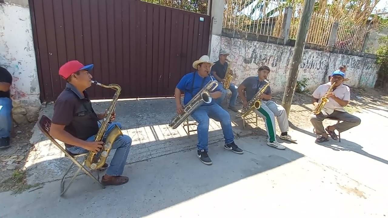 LUTO POR DERECHO!! (Marcha fúnebre)