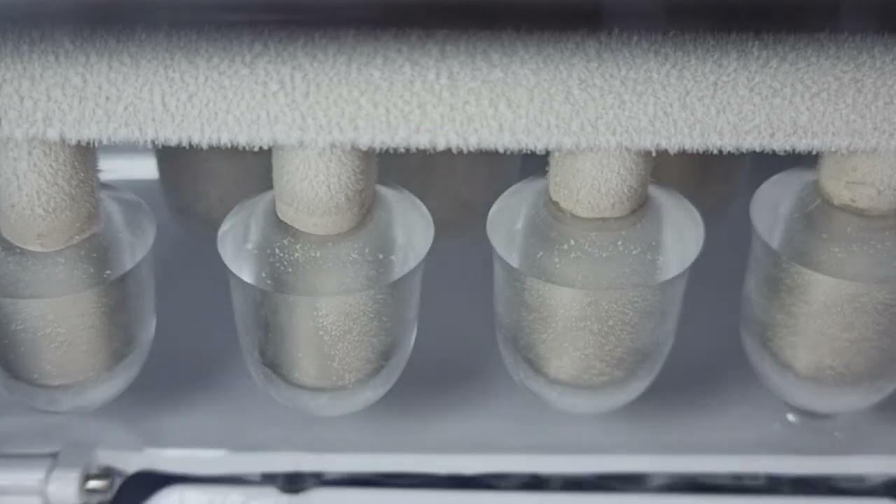 So funktioniert eine Eiswürfelmaschine 4K