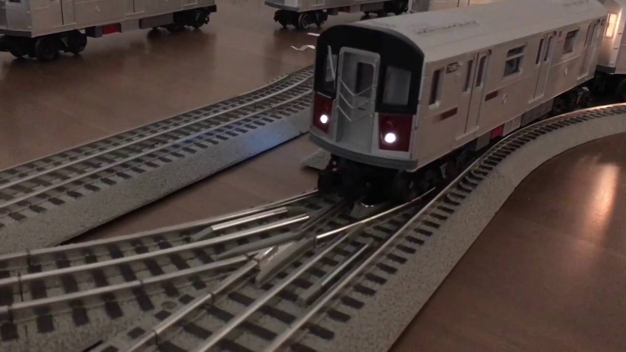 MTH model R142A/R188s (August 2016)