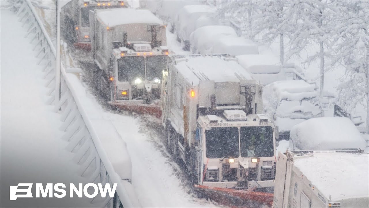 NYC Deputy Sanitation Commissioner: 2,300 plows and 700 salt spreaders out