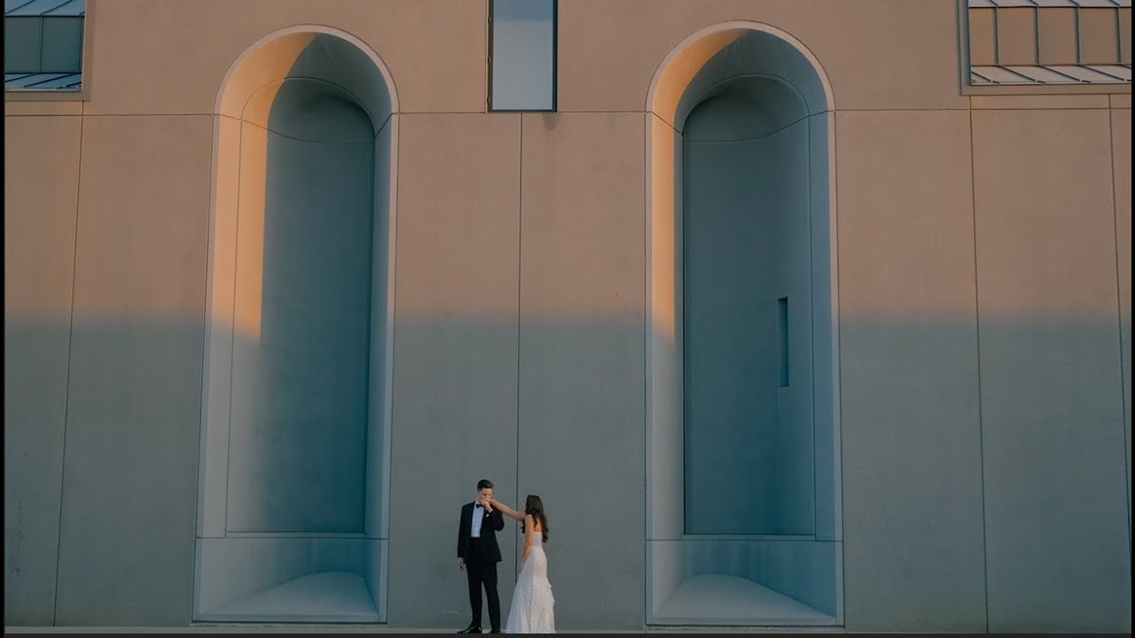 Beautiful Dallas, Texas wedding | Highland Park Methodist Church & Hall of lights