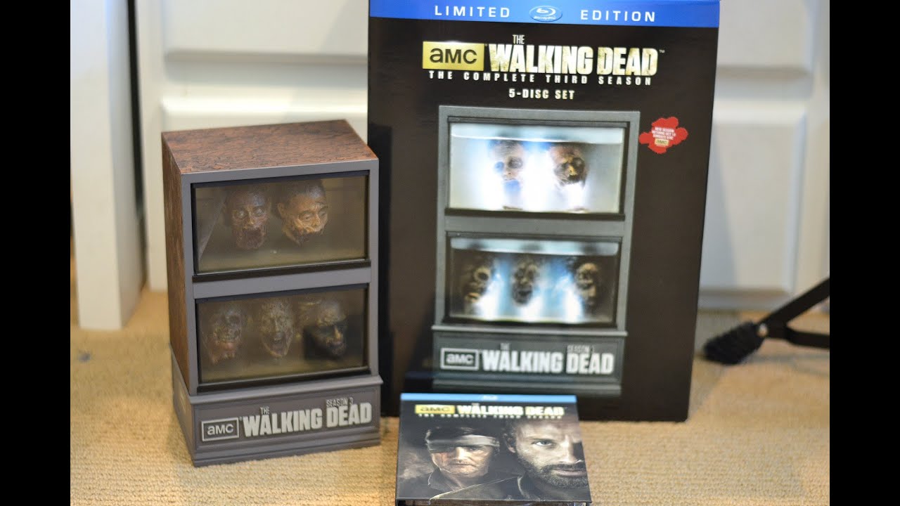 The WALKING DEAD Season 3 BLURAY McFARLANE Toys ZOMBIE HEAD TANK Collector Set! unboxing review