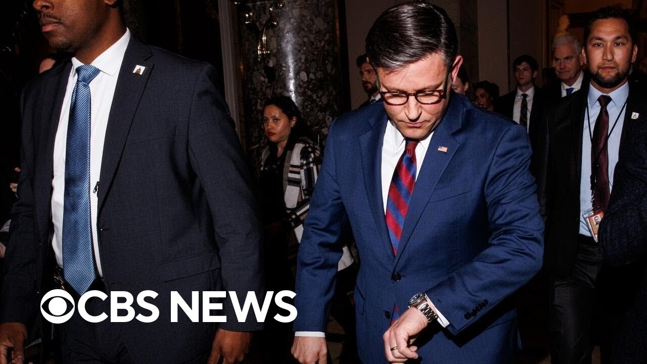 Congress goes on vacation as chaotic TSA lines persist