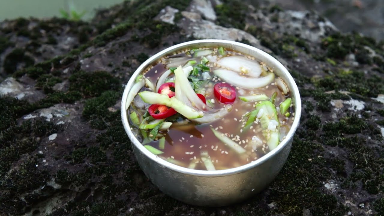A River Runs Through It : Trangia mini cooking,  Chilled Cucumber Soup(Oi-naengguk, Summer delicacy)