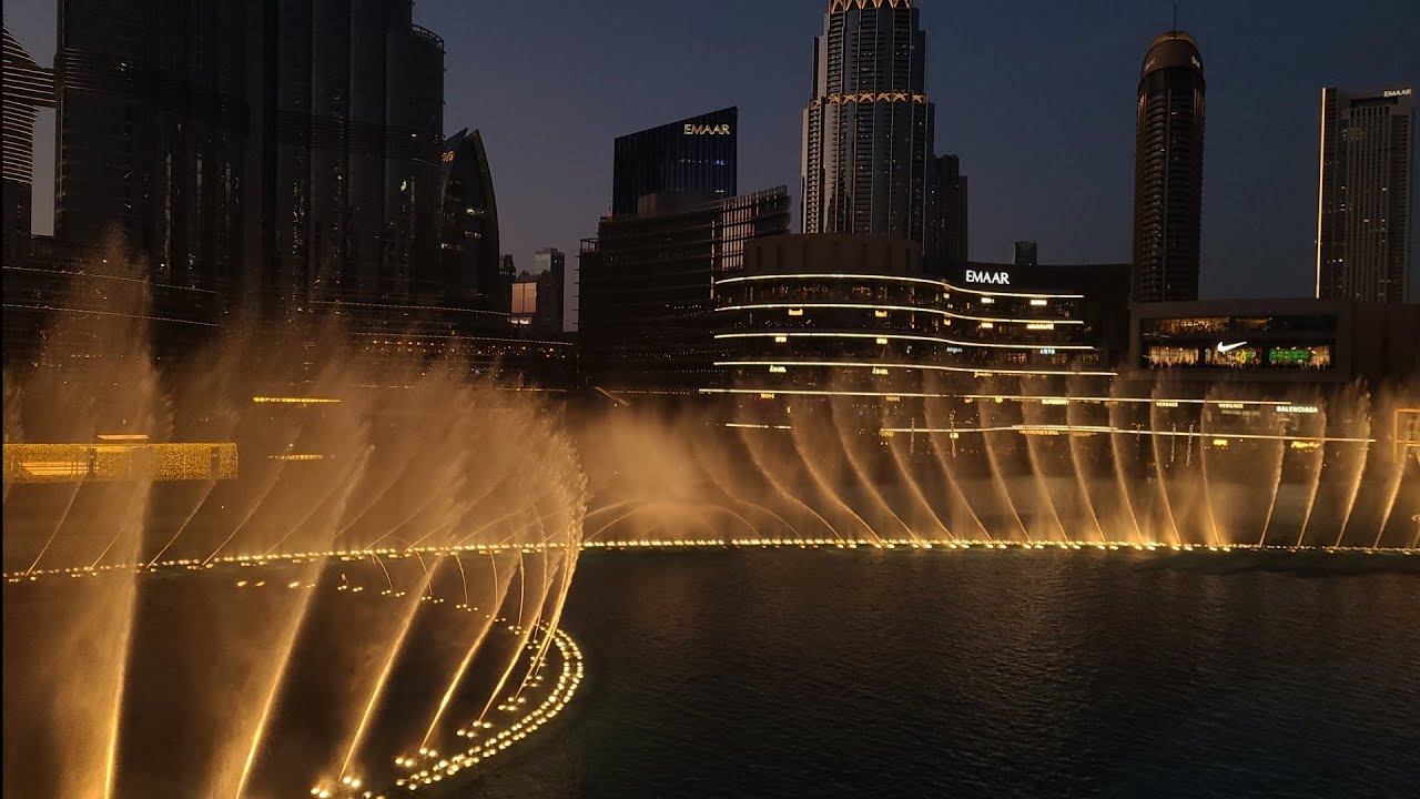 A Day At The Dubai Fountain