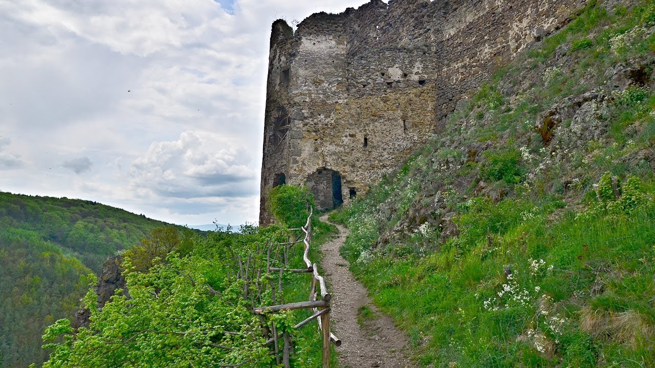 Hrad Šašov