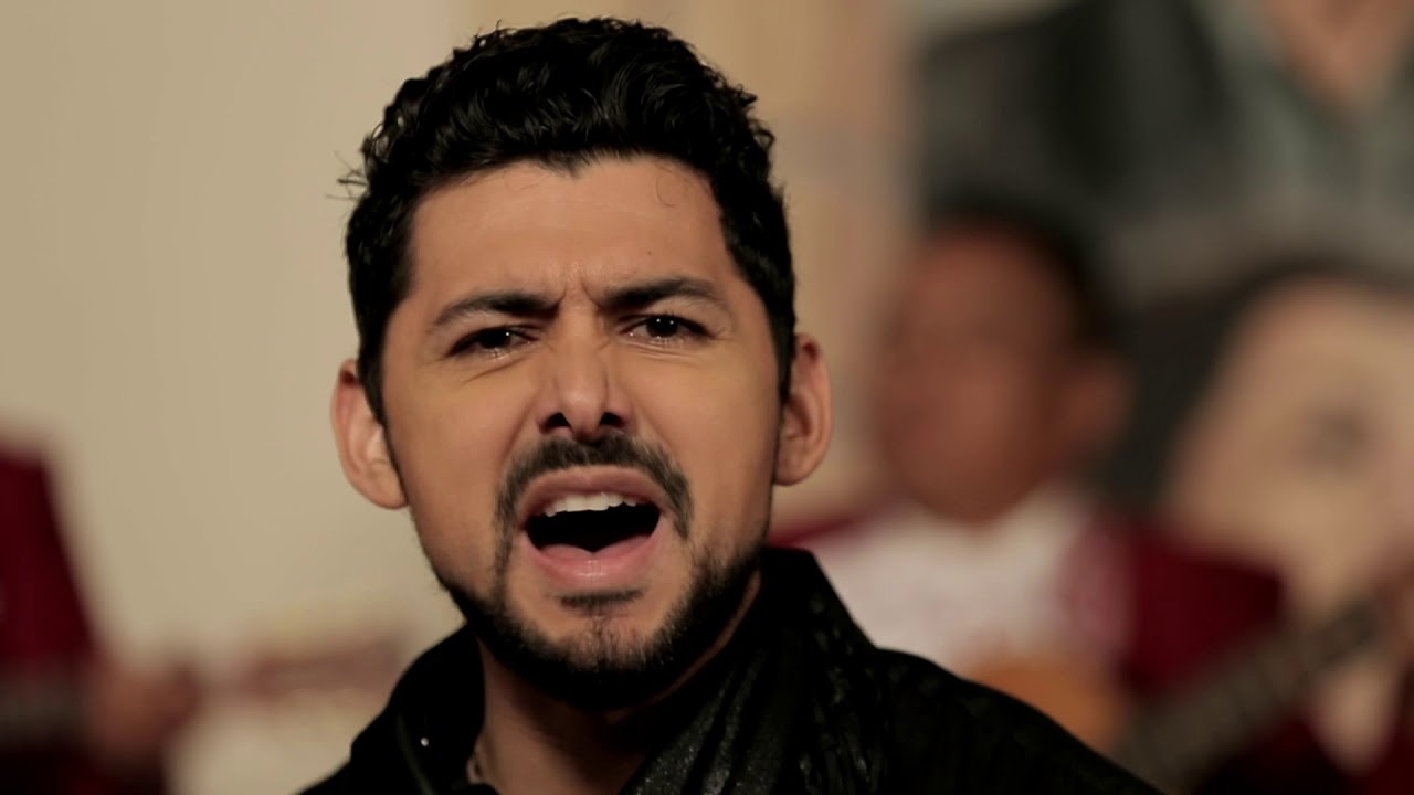 Mariachi Premiere & Miguel Martinez - Si No Te Hubieras Ido