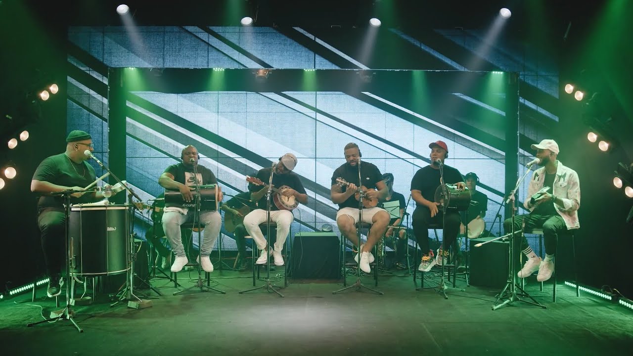 EDB Ac&uacute;stico vol. 2 | Demoro/Ex-Namorada/Vivendo de Apar&ecirc;ncia/Pertinho de Voc&ecirc;/S&oacute; Alegria
