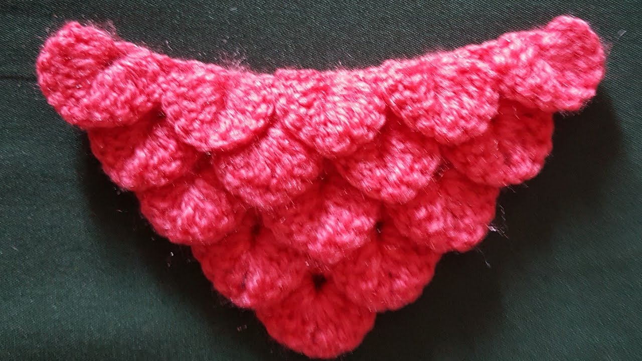 كروشيه🌹 غرزة قشور التمساح المثلثة للشالات والكولات(قناة كشكول بسمة) crochet crocodile stitch