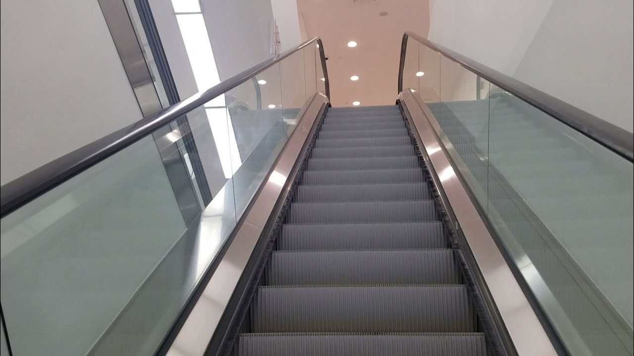 Brand New Schindler escalators & Montgomery escalators @ Macy's Dadeland Mall, Miami FL