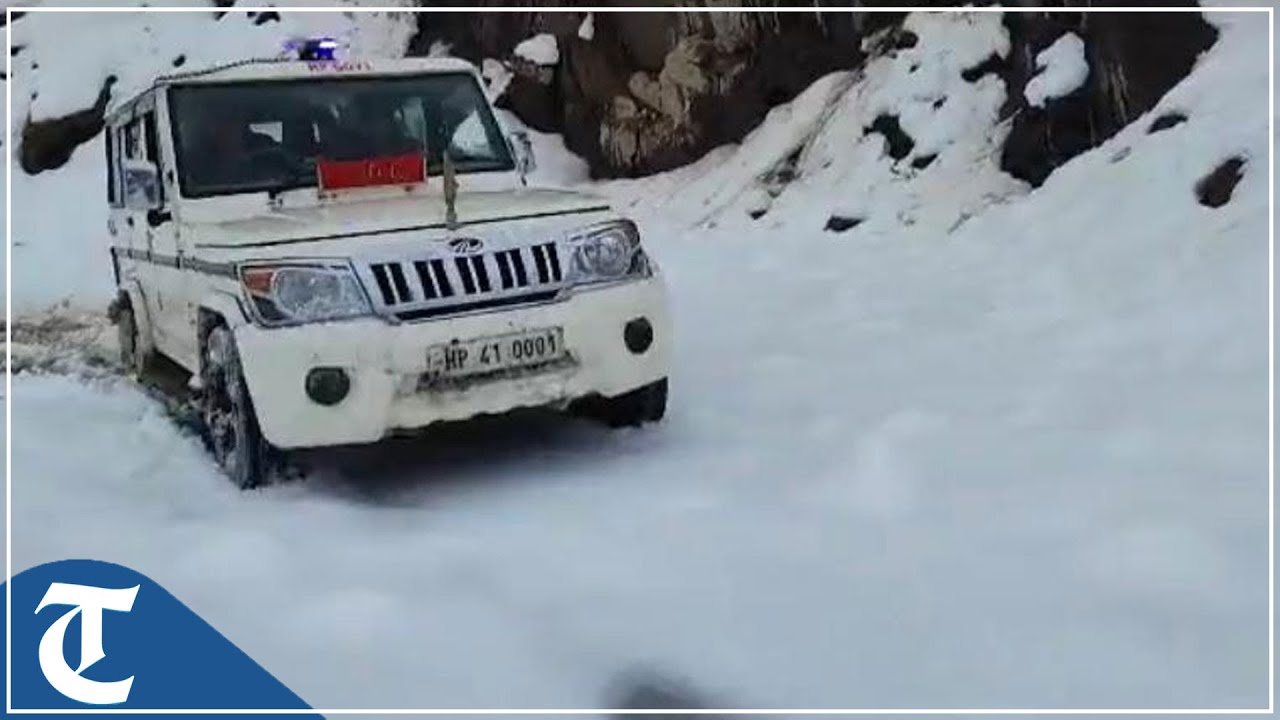 In snow, 300 stranded in Himachal's Spiti for 3 days; villagers help admn in rescuing them