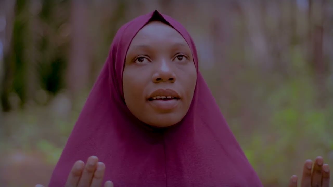 ANGALIA VIDEO KALI YA QASWIDA YA RAMADHAN KUTOKA KWA UST SHAREEF & UKHTY SAIDAT  team bravo qaswida