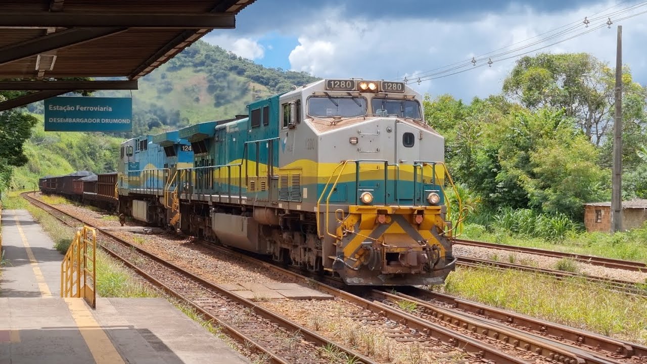 EFVM - Trem de carvão em Nova Era - MG