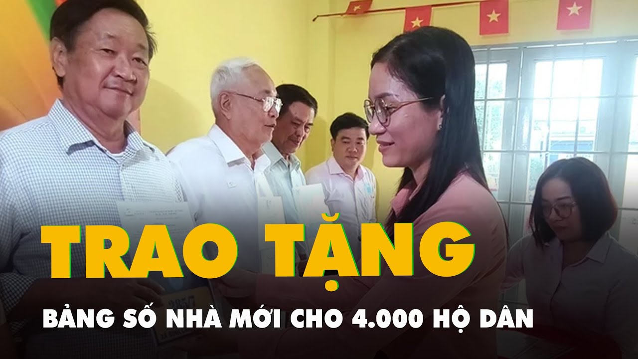 Xã Bình Chánh tặng bảng số nhà mới cho 4.000 hộ dân