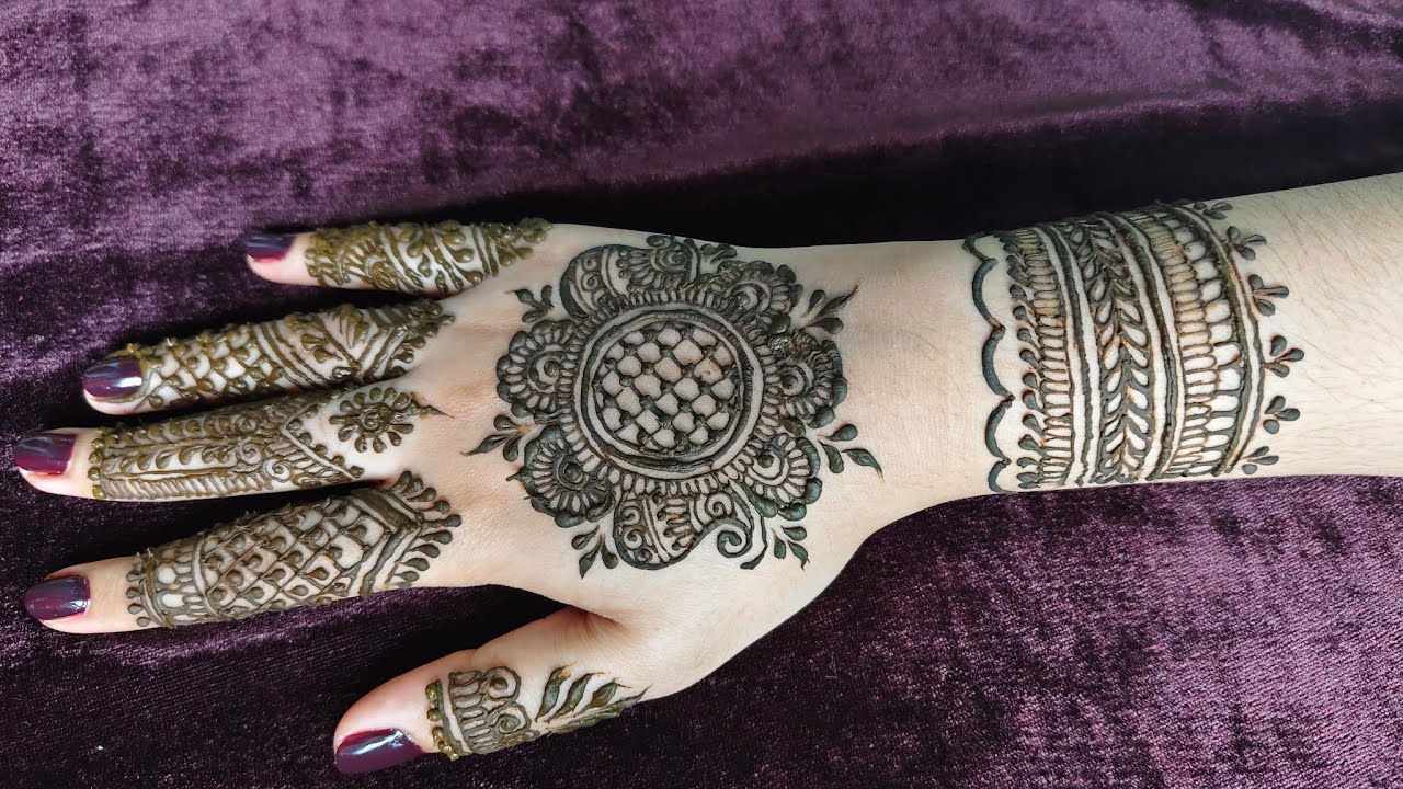 Why This Arabic Mehndi Design is SO Popular