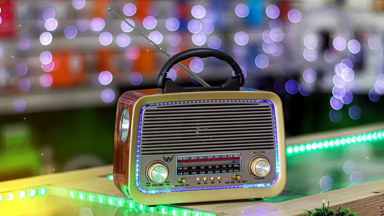 Caixa de Som Em Formato de Radio Retrô Altomex AD-3199 (O Antigo com Funções Atuais)