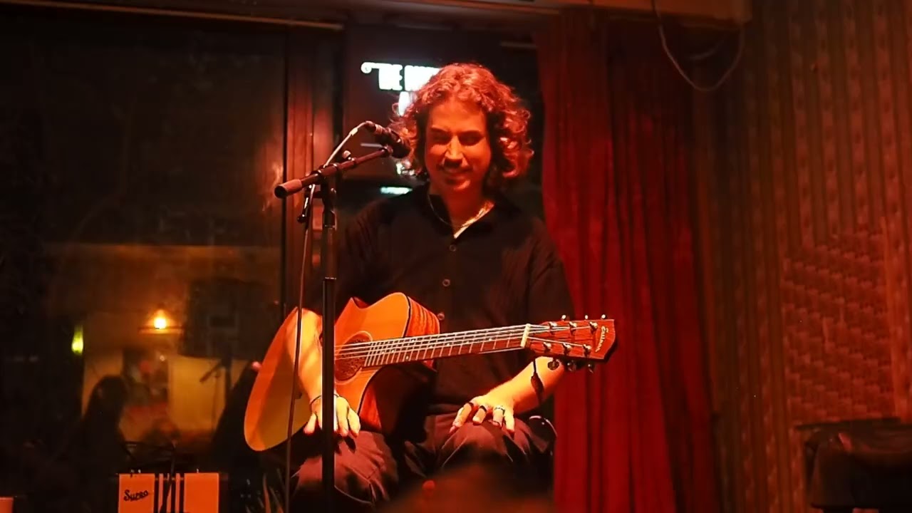 Kasmin @ Witte Gei't, De Nieuwe Anita, 21 October 2025 (2)
