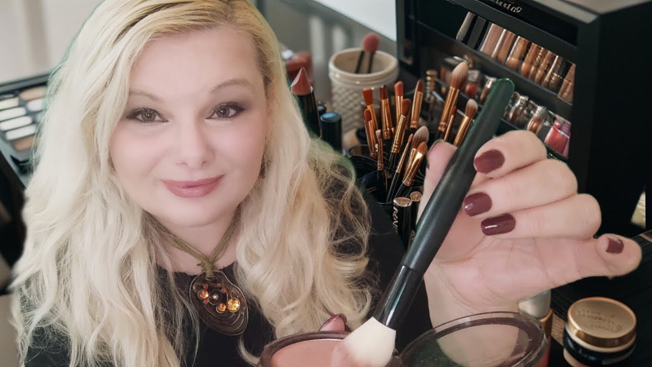 Asmr ДЕВУШКА В МАГАЗИНЕ КОСМЕТИКИ ДЕЛАЕТ ТЕБЕ ОСЕННИЙ МАКИЯЖ Ролевая игра Мягкий разговорный инди...