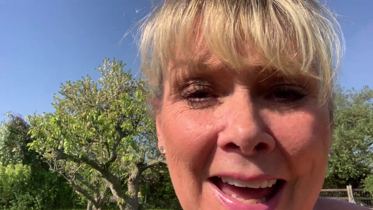 Cheryl Baker covers Don't Stop by Fleetwood Mac (ft Steve and Cuba)
