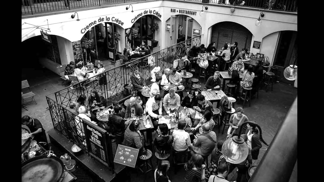 London Leica Digilux 2