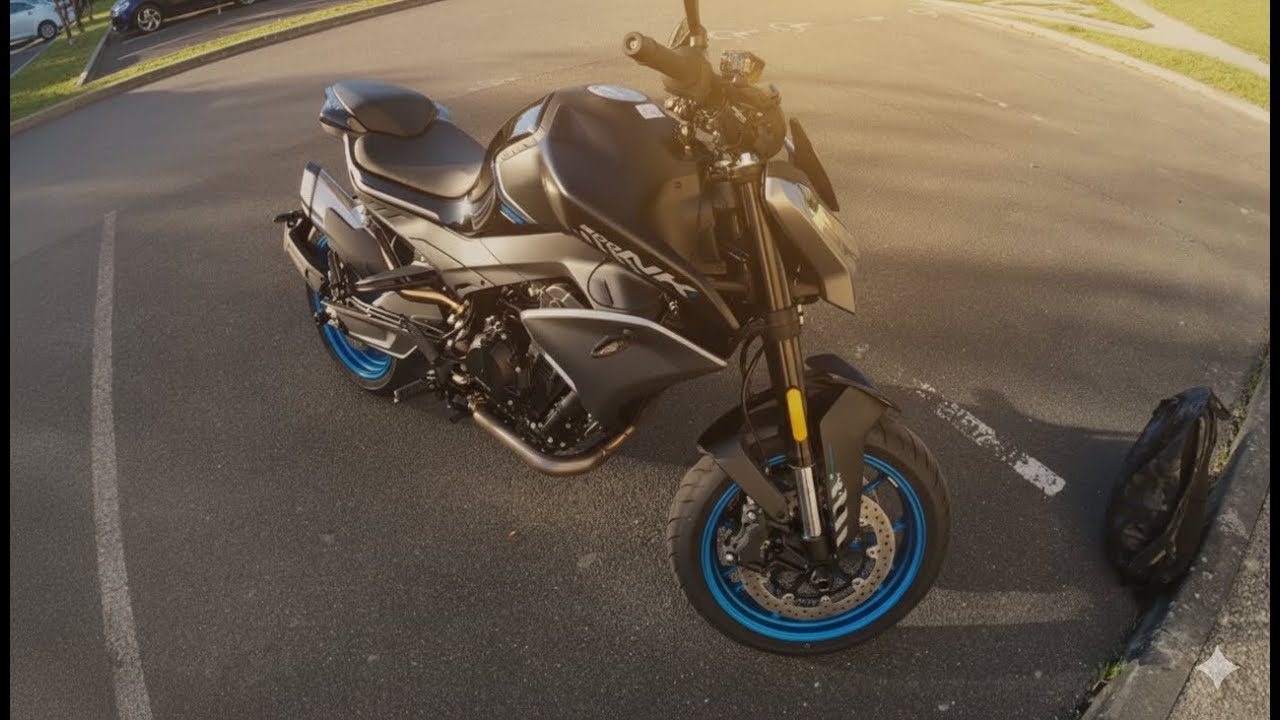 🔥 CF MOTO NK800 - PRÉSENTATION du Nouveau Coloris 2025 ! Plus agressive que jamais 🏍️