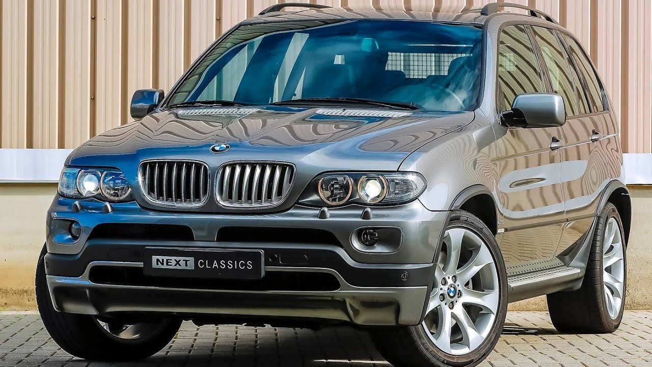 First gen BMW X5 4.8is E53 with 360 Hp V8 N62B48 engine low mileage and excellent condition