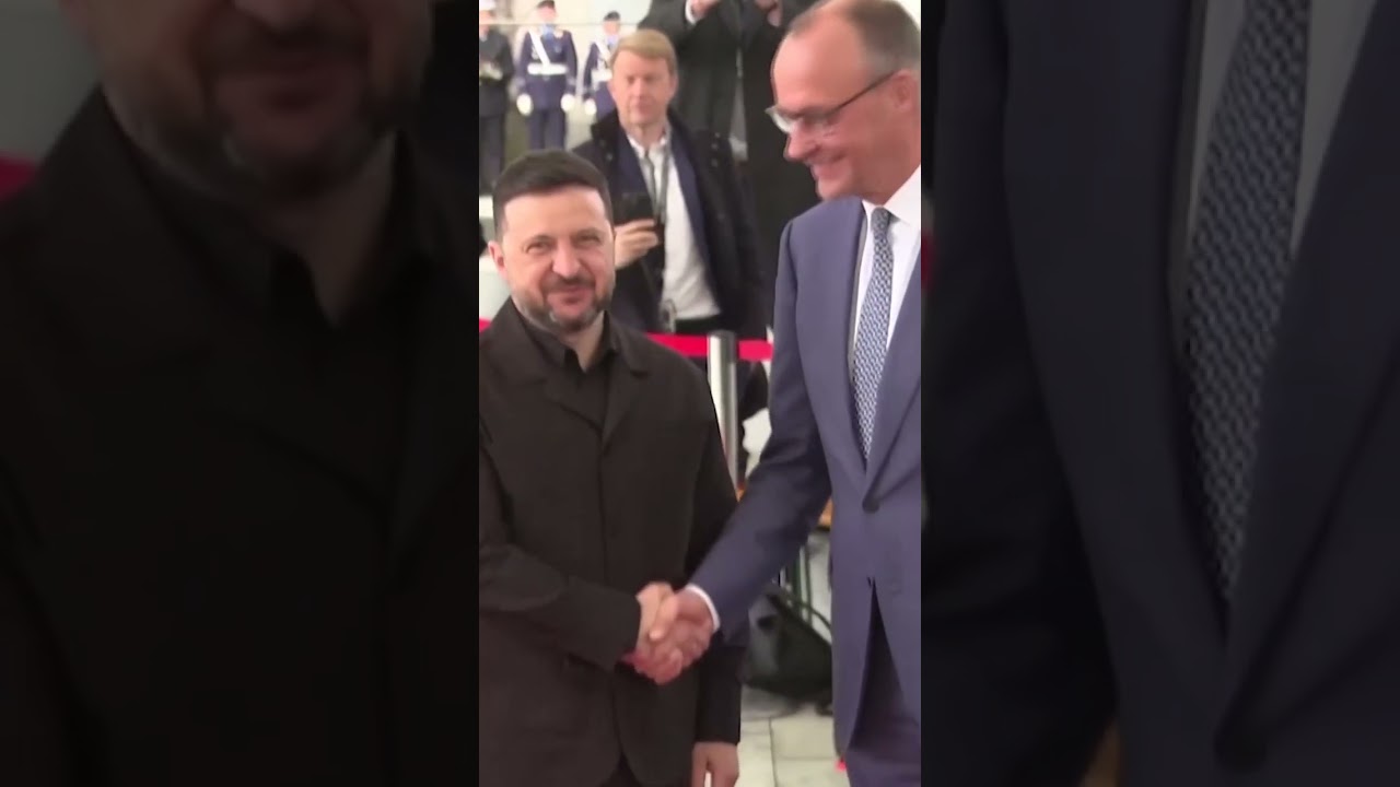 BERLIN SUMMIT: Chancellor Merz Welcomes Zelenskiy with Full Military Honors | DRM News | AC1C