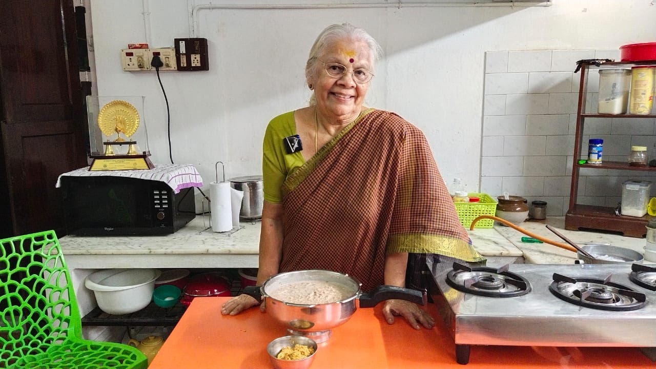 മുതിരക്കഞ്ഞീം ചമ്മന്തീം ചുട്ടപപ്പടോം  // karkkidaka kanji  // muthira kanji//EP 291