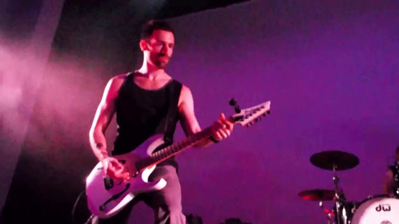 Slick Idiot playing 