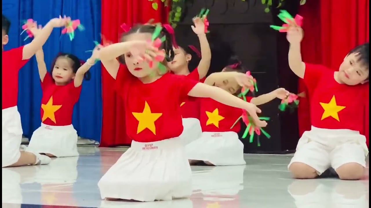 Múa Em là búp măng non