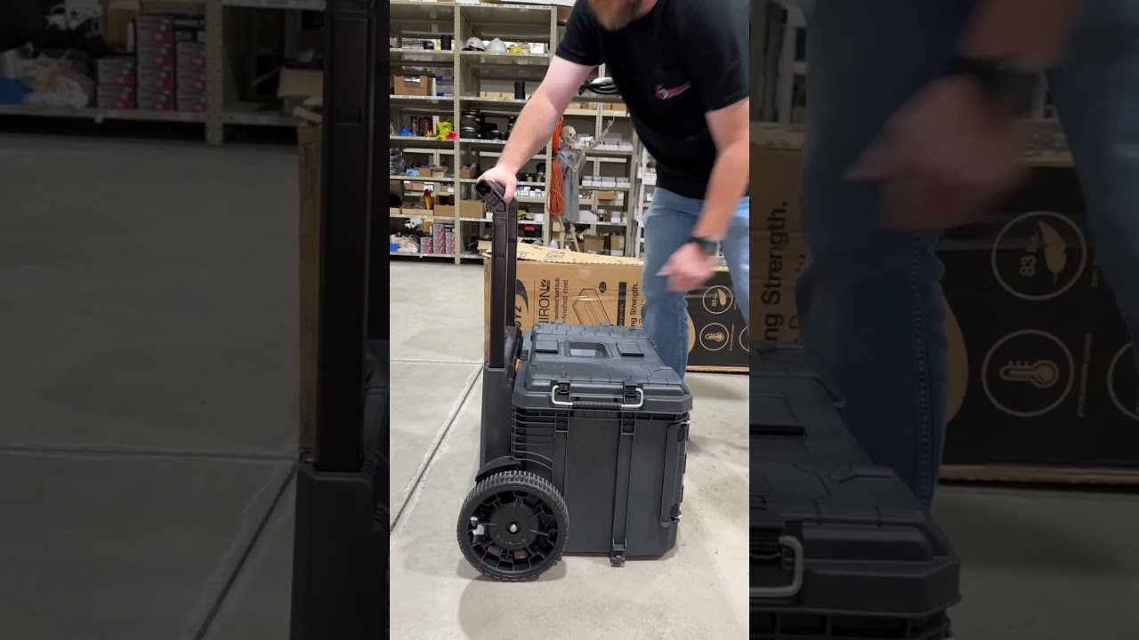 Ridgid did it! Drawers on the rolling base! This is the Ridgid Pro Gear 2.0 system. #tools