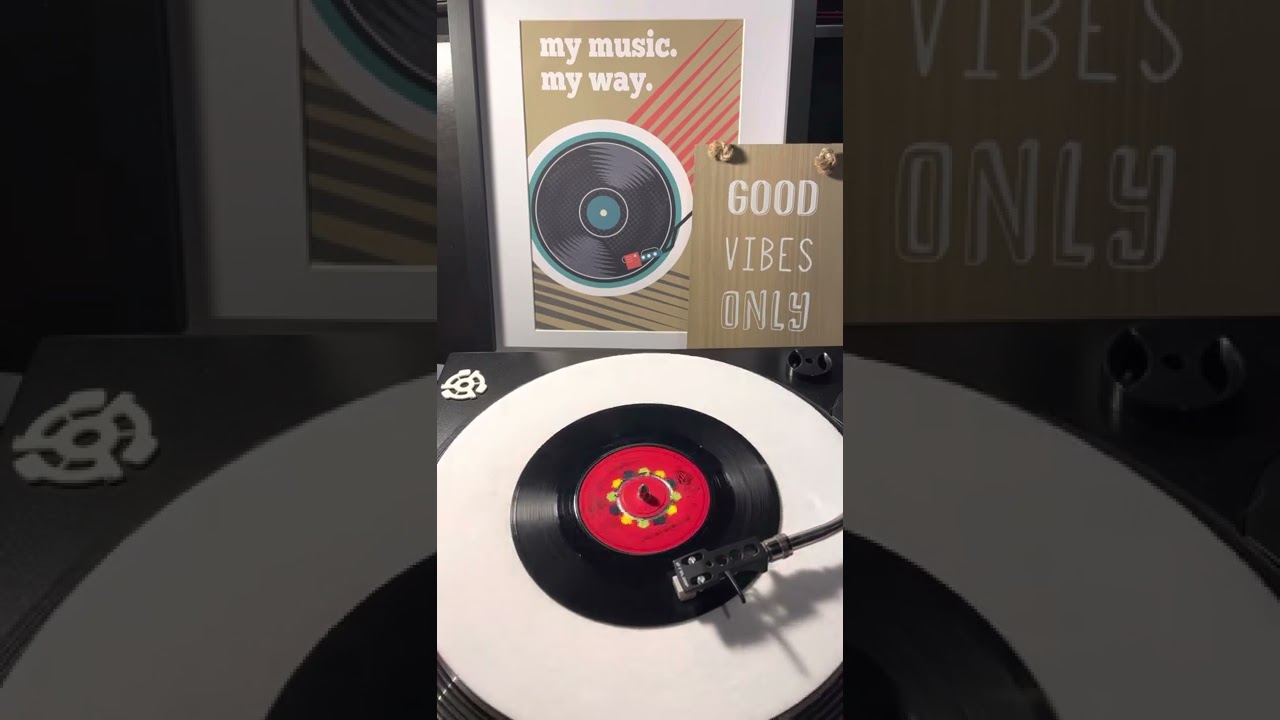 The Cascades- Rhythm Of The Rain ( Vinyl 45 ) From 1963 .