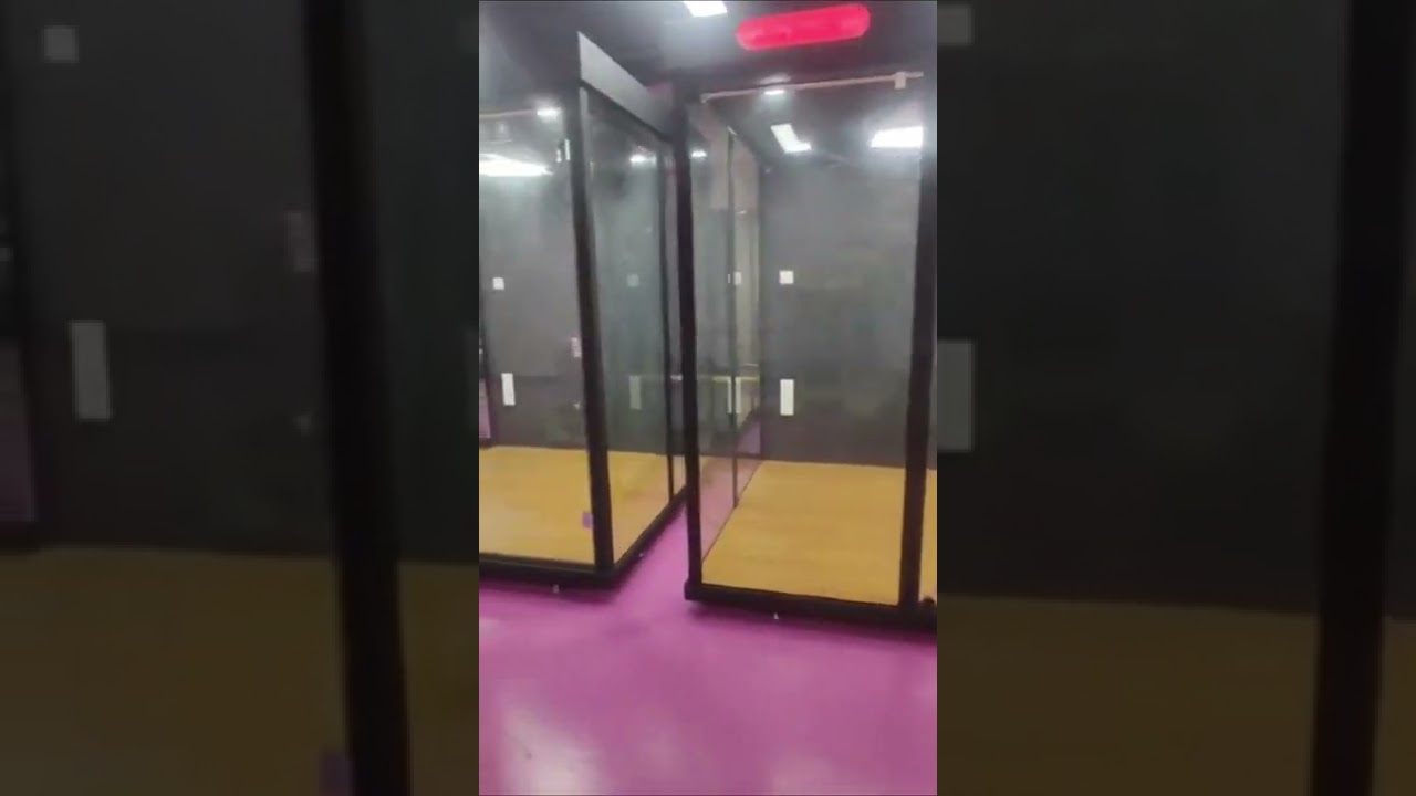 190x190x230H soundproof booth