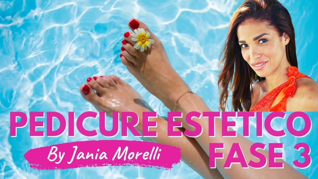 Tutorial pedicure estetico con smalto french: Fase 3 - Pulizia cuticole e pellicine | Jania Morelli