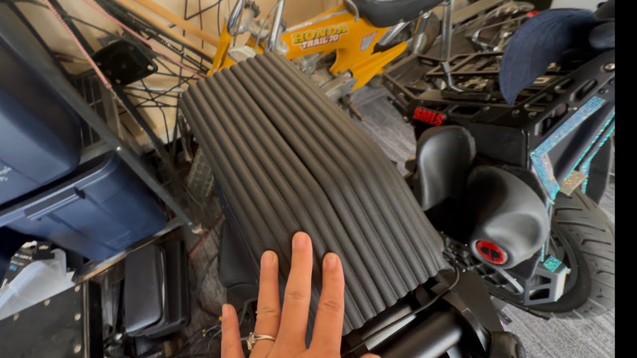 Sherman L Charger Seat on the Begode Panther