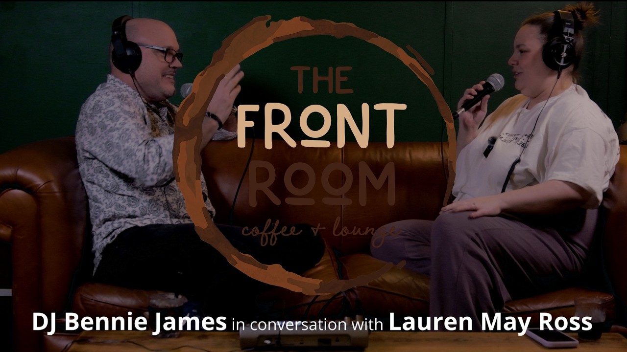 «The Front Room» — это не обычная кофейня!